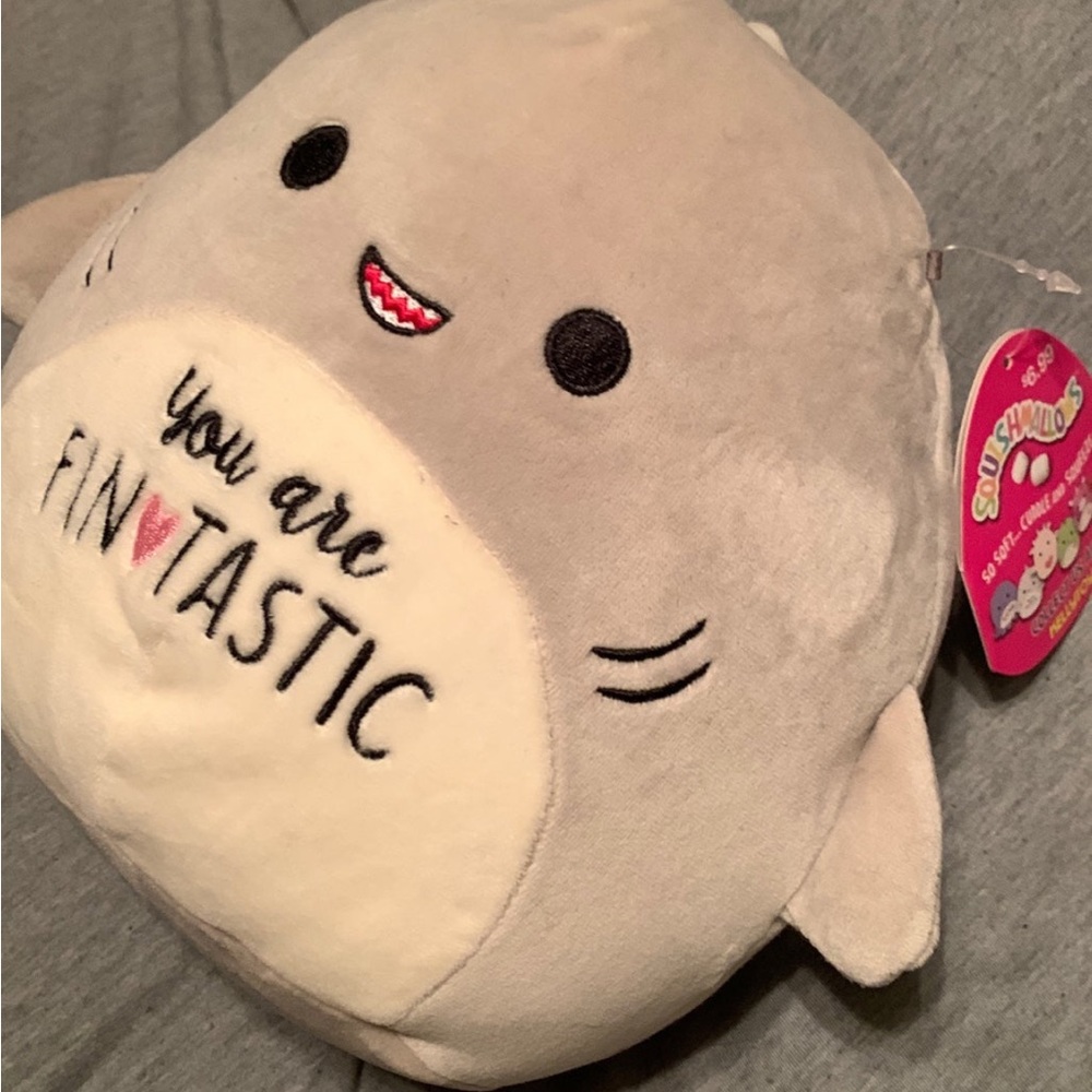 Nwt Gordon Valentine’s Day you are fintastic squishmallow - Picture 2 of 4